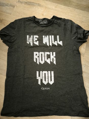 Tee shirt queen M