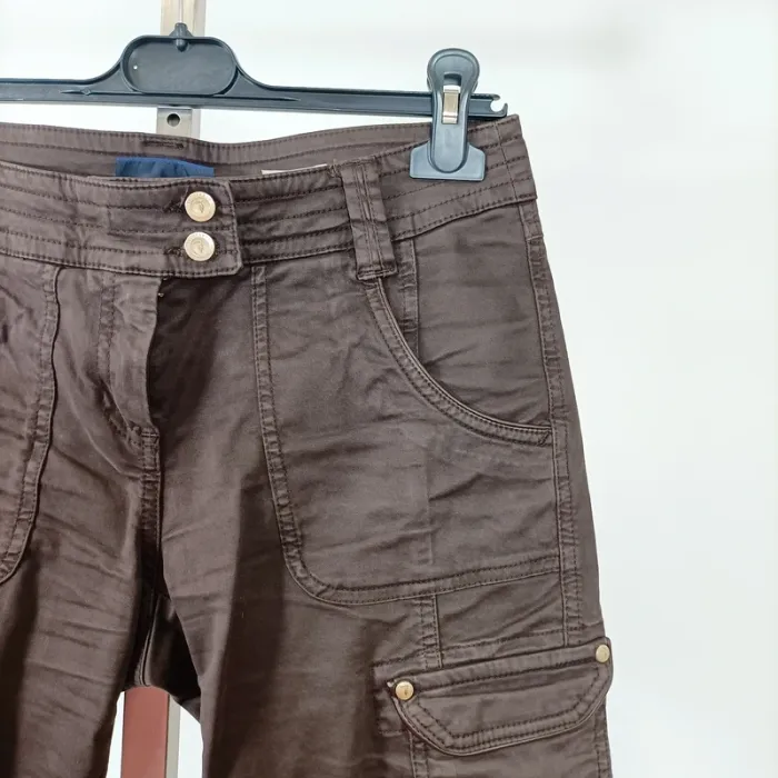 Pantalon capri Corsaire, pantacourt marron Trussardi Jeans - Taille 42 A600 - photo numéro 3