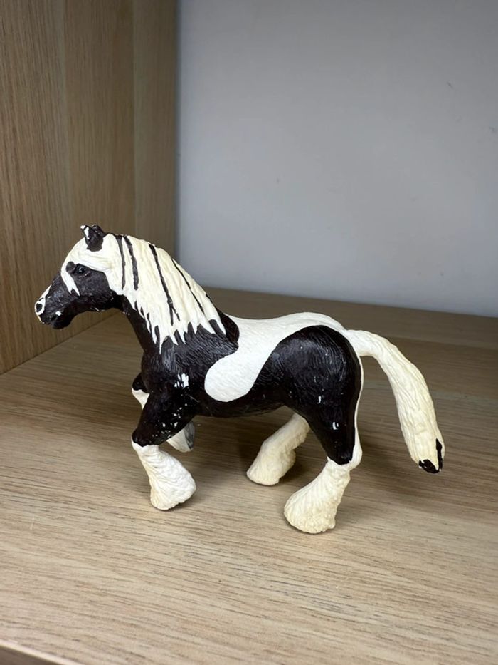 Cheval bullyland
