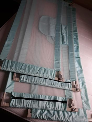 Barrières de lit nu