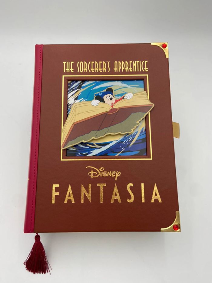 Coffret Disney Fantasia cartes postales et stylos Mickey Mouse