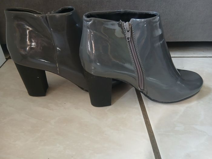 Chaussures a talons 40 - photo numéro 3