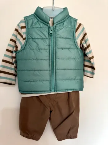 Ensemble 3 pièces neuf sans étiquette 3 mois