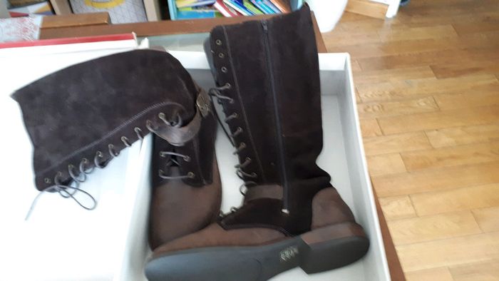 Bottes tendance neuve André marron. - photo numéro 8