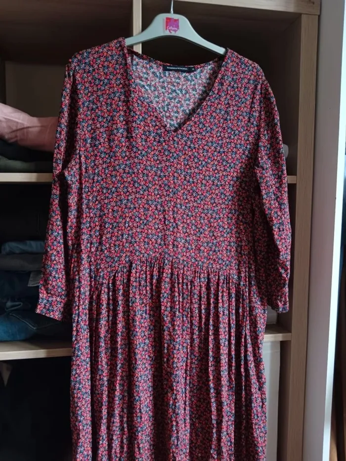 Robe fleurie de printemps Monoprix t.40 - photo numéro 3