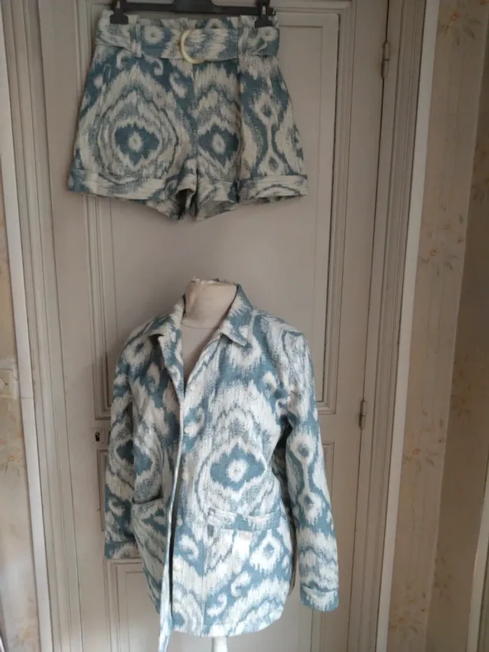 Ensemble Sézane "Will" T40 – Blazer oversize & short jacquard bleu/blanc en coton - photo numéro 2