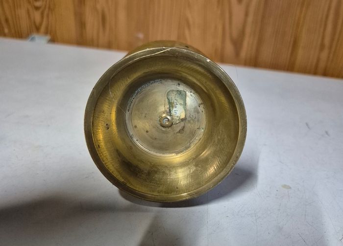 Pichet cruche ancien en laiton décoration - photo numéro 5