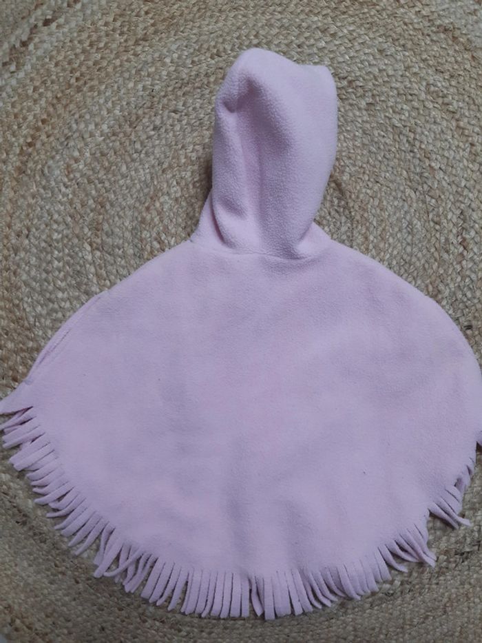 Poncho à capuche 12 mois - photo numéro 4
