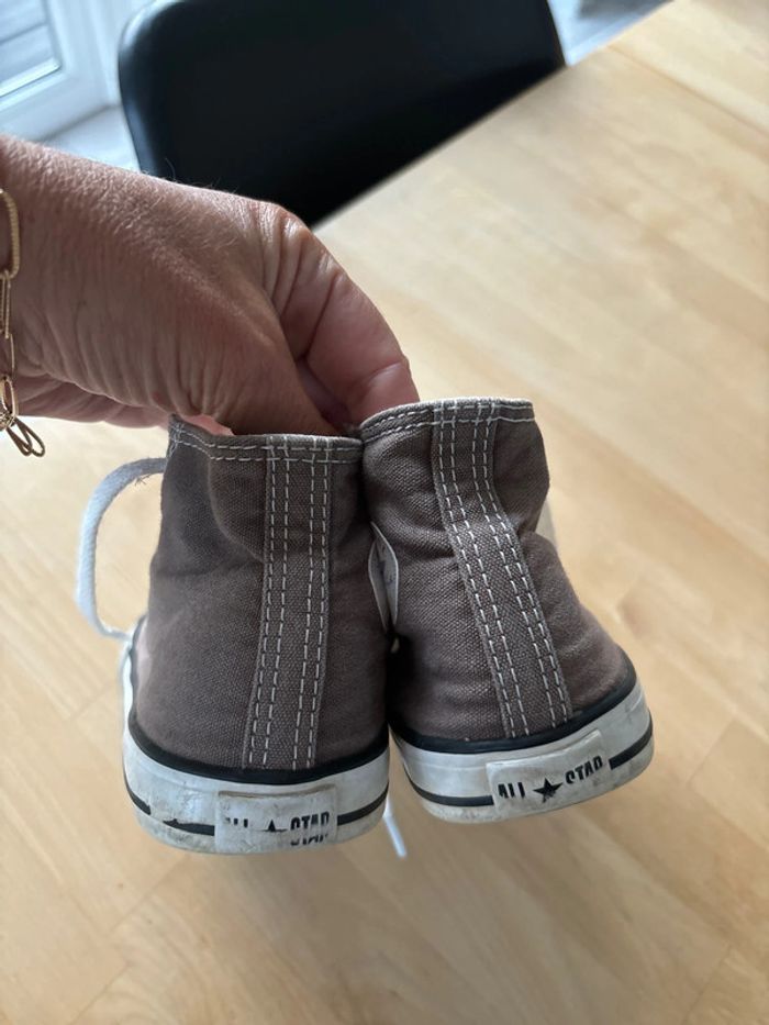 Converse montante grise - photo numéro 2