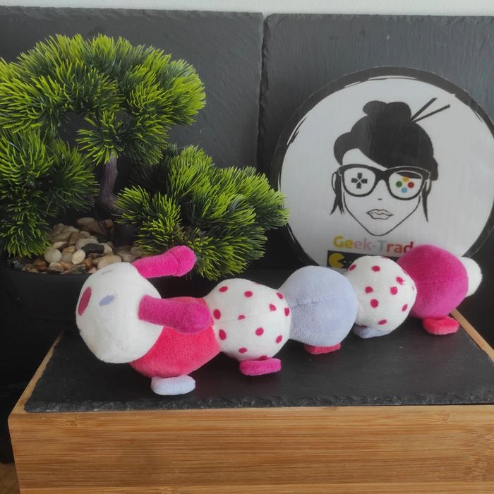 Doudou Knuffel Hochet Chenille Rose Blanc Gris Grelot Obaibi Pois Violet