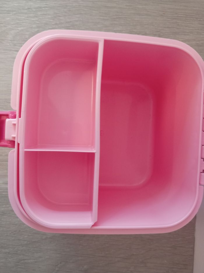 Boîte / box hello kitty - photo numéro 6