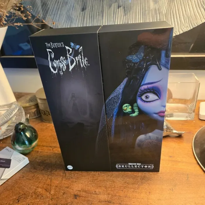 Monster High Coffret Skullector Emily Les Noces funèbres - photo numéro 2