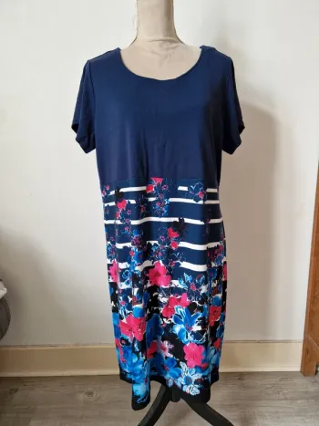 Robe ms mode bleu marinière fleurie taille 48
