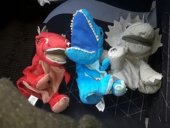 Lot 3 marionnettes peluches dinosaures jurassic world park