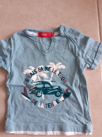 Tee-shirt très bon état (porté 1 ou 2 fois). 12 mois