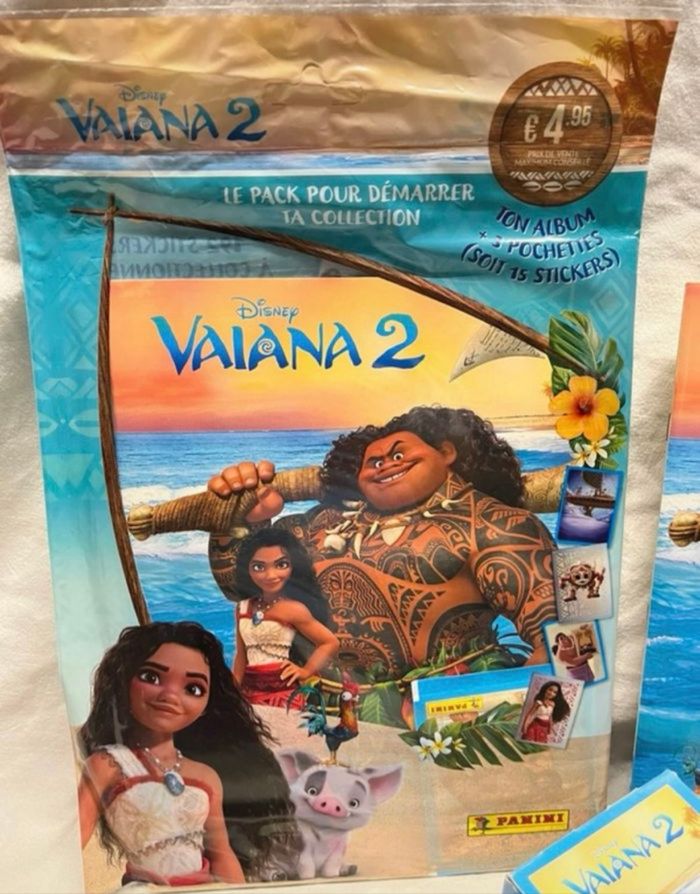 Kit panini stickers VAÏANA 2 neufs scellés - photo numéro 3