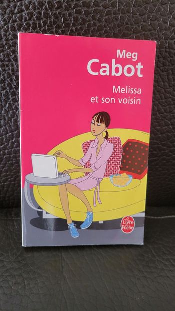 Roman Le Livre de Poche " Mélissa et son voisin " de Meg Cabot