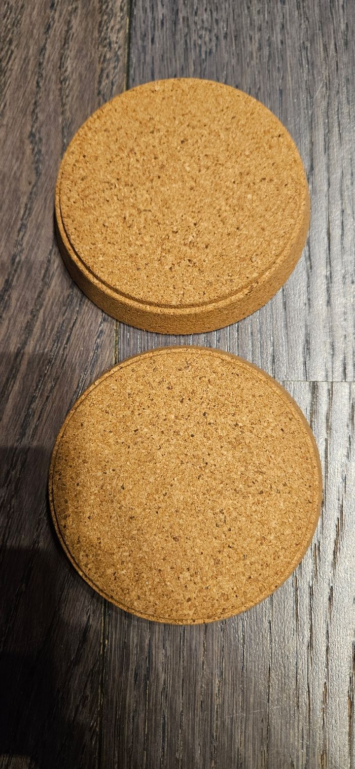 2 dessous de tasse IKEA en liège - photo numéro 2