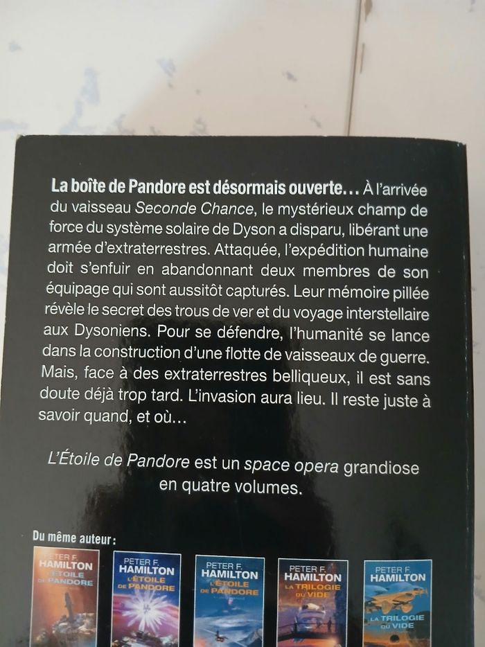 L étoile de Pandore - photo numéro 2