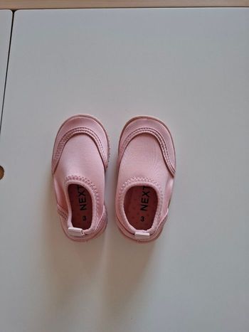 Chaussures premiers pas bébé 