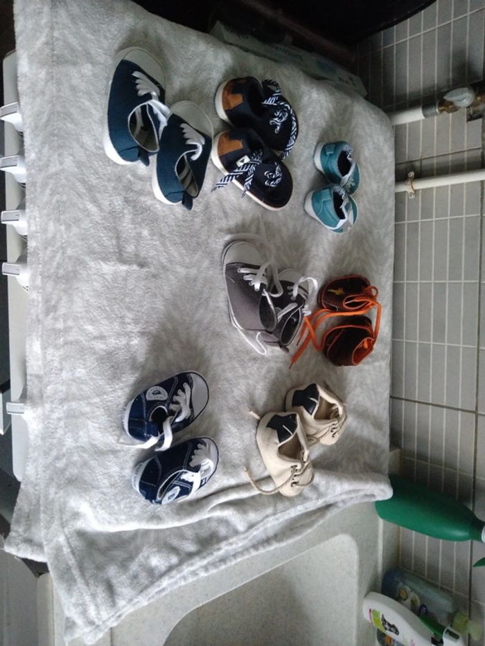 Lot de 7 paires de chaussons de différentes tailles - photo numéro 2