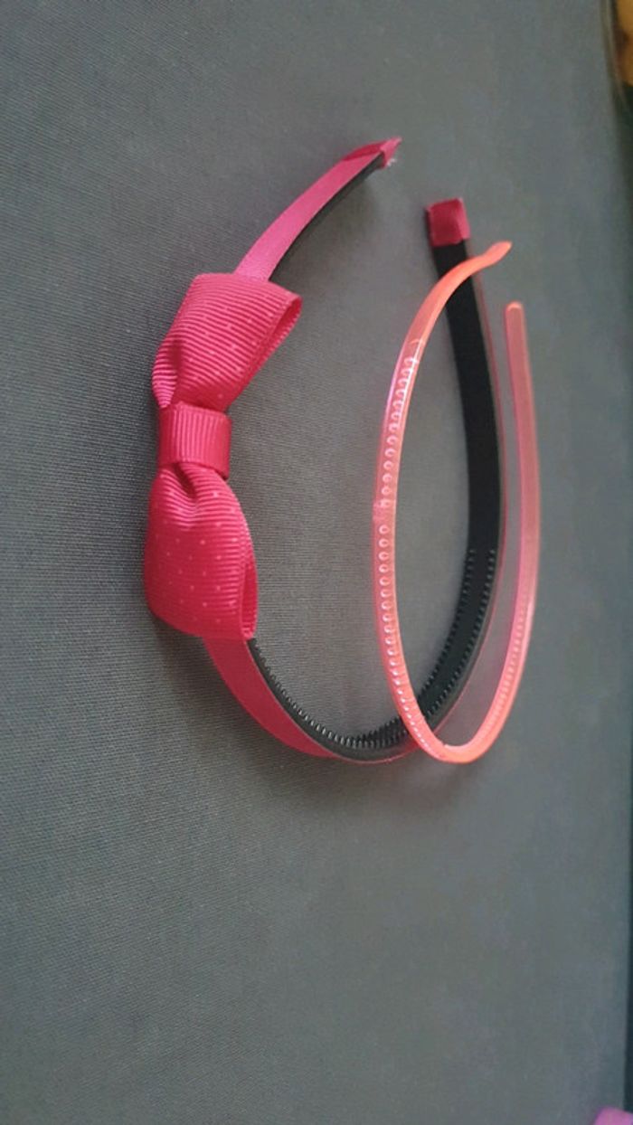 Serre tête rose flot