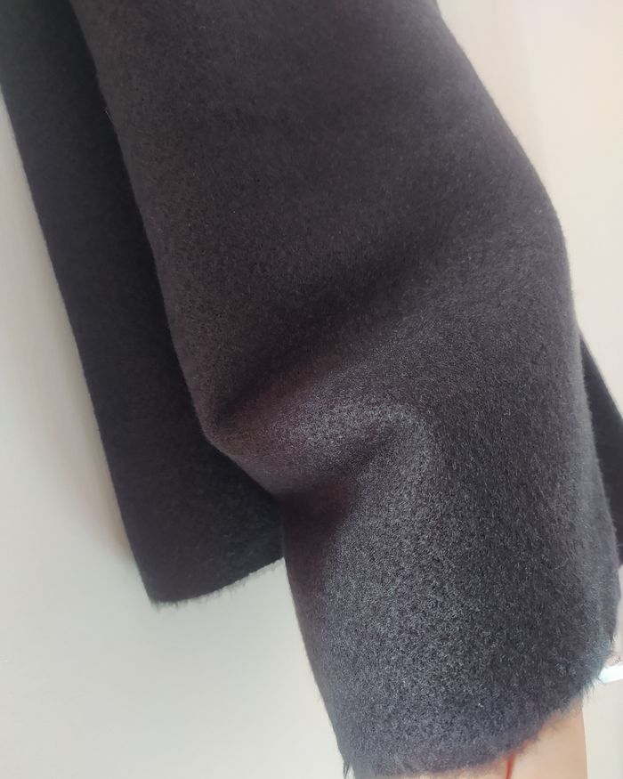 Echarpe noire (châle) neuve pour femmes - photo numéro 9