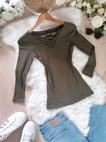 Jolie pull lègé kaki