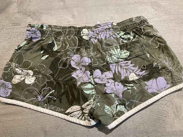 Short esprit - photo numéro 2