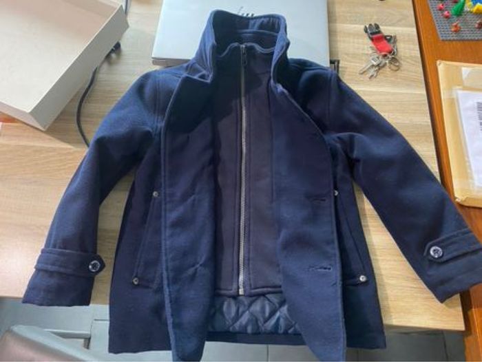 Manteau fermeture éclair et boutons bleu marine 8 ans