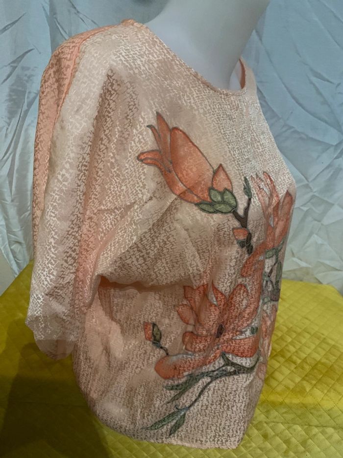 Blouse oversize saumon motif fleurs taille 44-46 100%soie naturelle - photo numéro 6