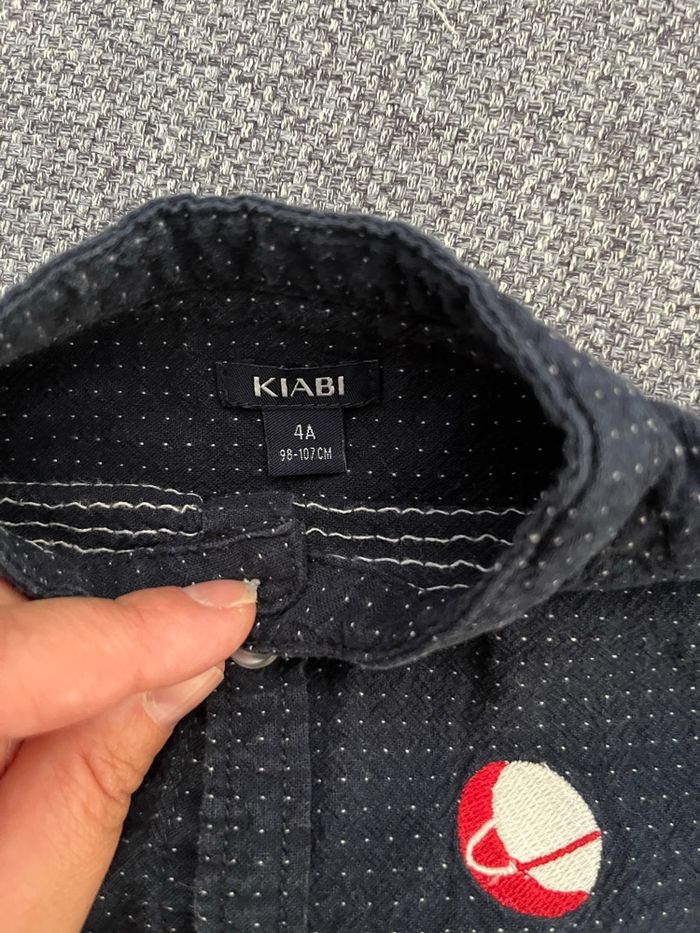 Chemise taille 4 ans - photo numéro 3