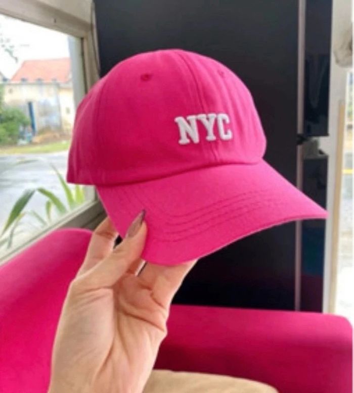Casquette rose écriture New York taille unique, neuve - photo numéro 3