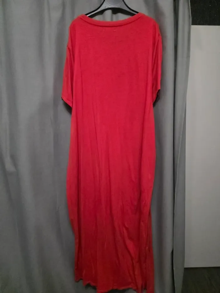 Robe longue rouge - photo numéro 5