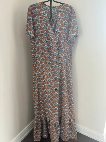 Robe longue forme géométrique