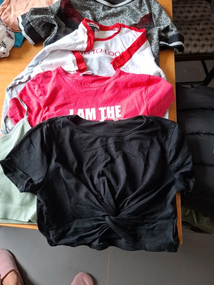 Lot t shirts 10/12ans/ xs - photo numéro 4