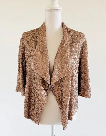Veste à sequins doré