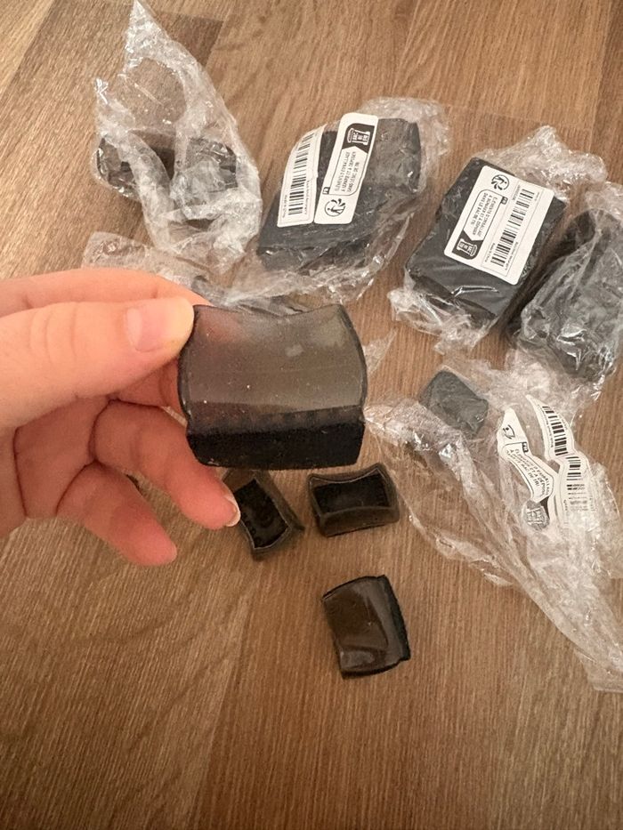 24 pied de chaise - photo numéro 2