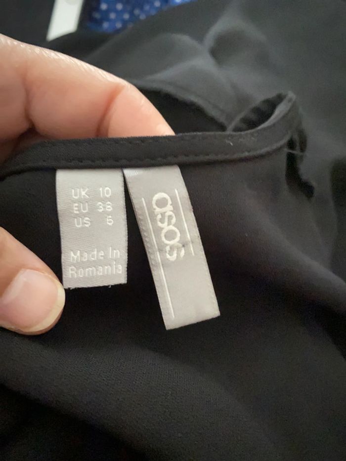 Robe Asos fluide noire Taille 38 - photo numéro 11