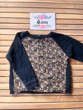 Pull fin fleuri jacadi 4 ans