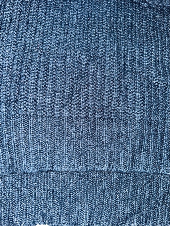 Pull col roulé en laine bleu marine – Kiabi – Taille S - Bon état - photo numéro 2