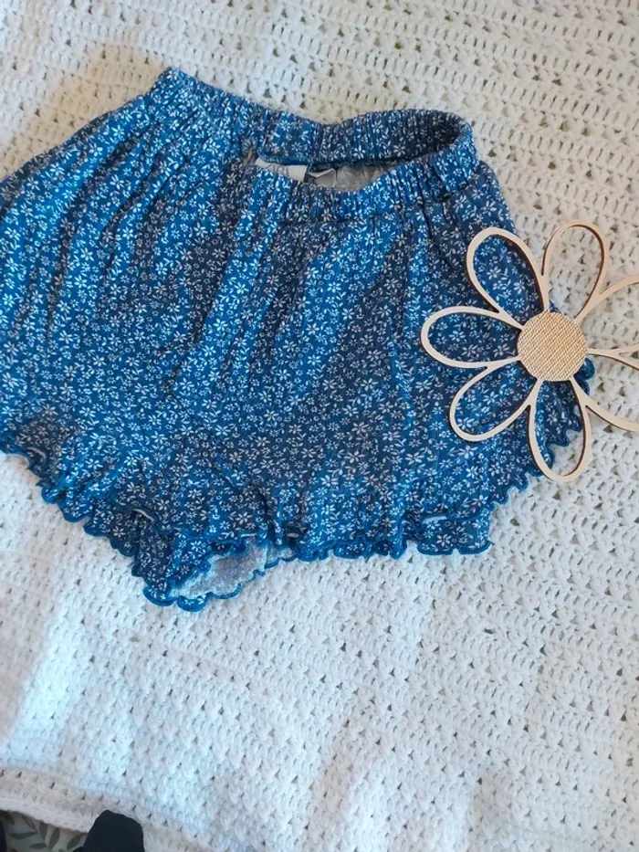 Jupe short 4-5 ans
