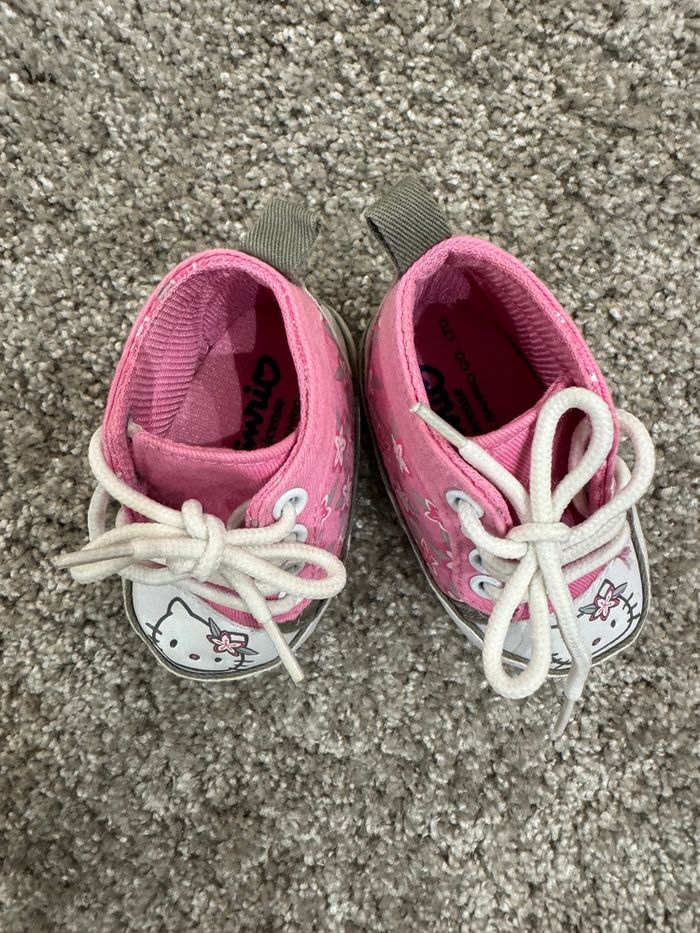 Paire de basket pour bébé Hello Kitty - photo numéro 4