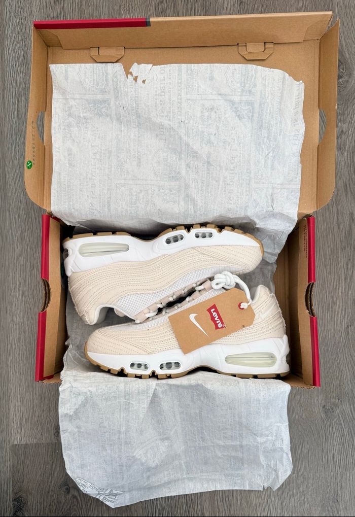 Nike Air Max 95 OG Levis Orewood Brown - photo numéro 2
