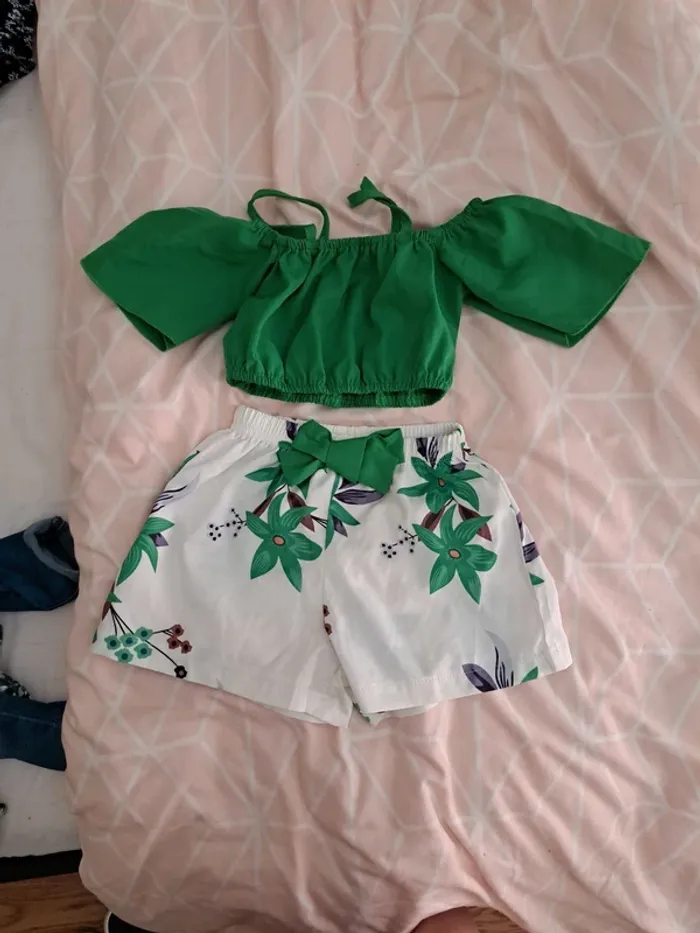 Magnifique ensemble 3 ans