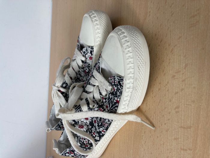 basket basse en toile	merry scott 	taille 36