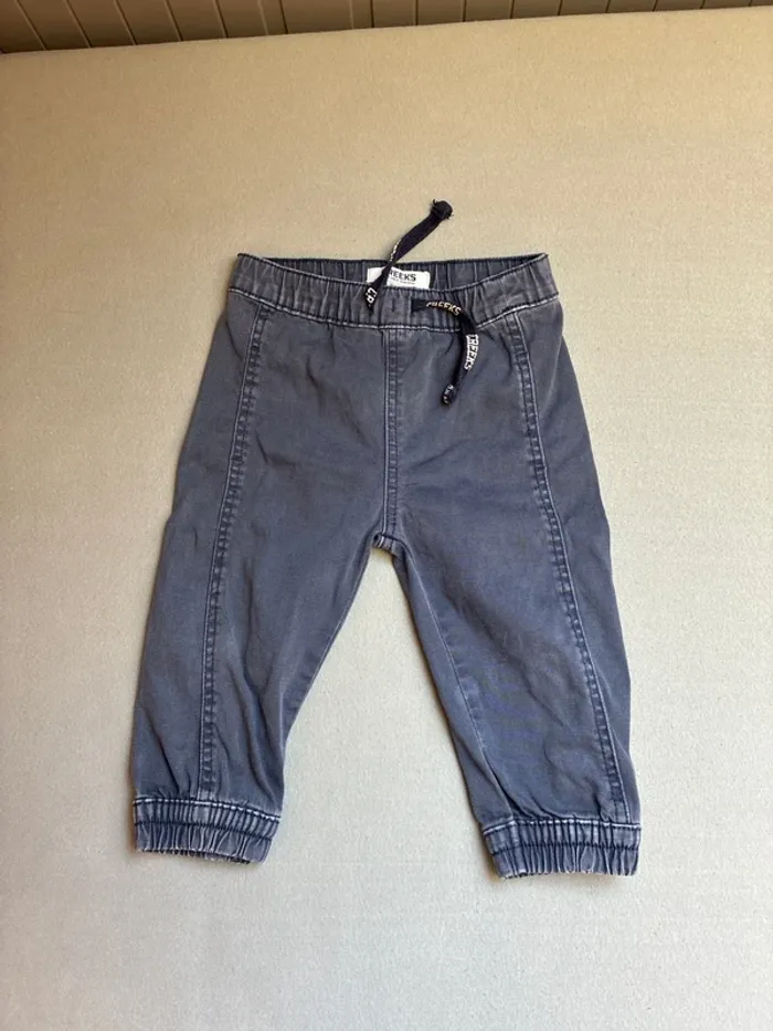 Lot de 4 pantalons 18mois 81cm - photo numéro 10