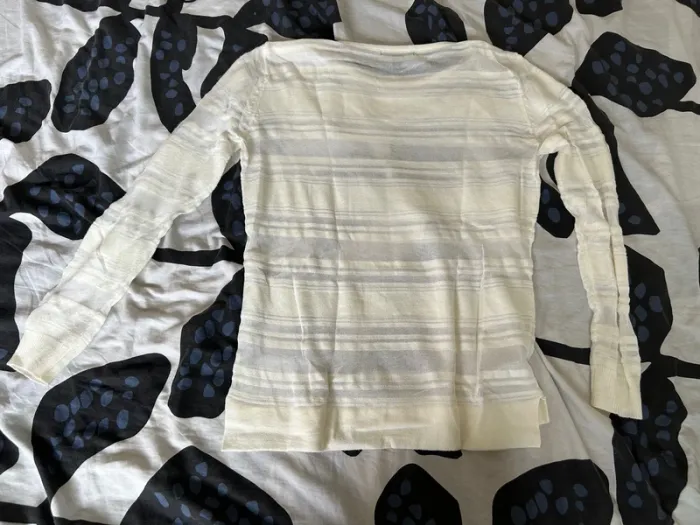 Pull / haut transparent rayé taille M - photo numéro 3