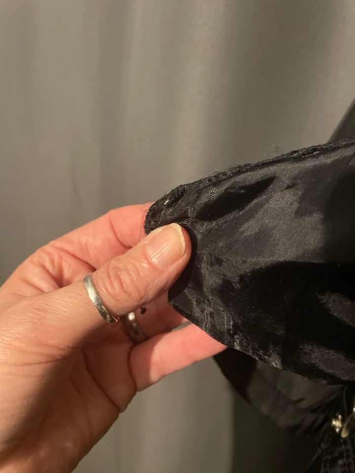 Manteau noir à capuche  T42 - photo numéro 8