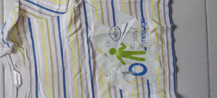 Tshirt manche courte 4 ans - photo numéro 2